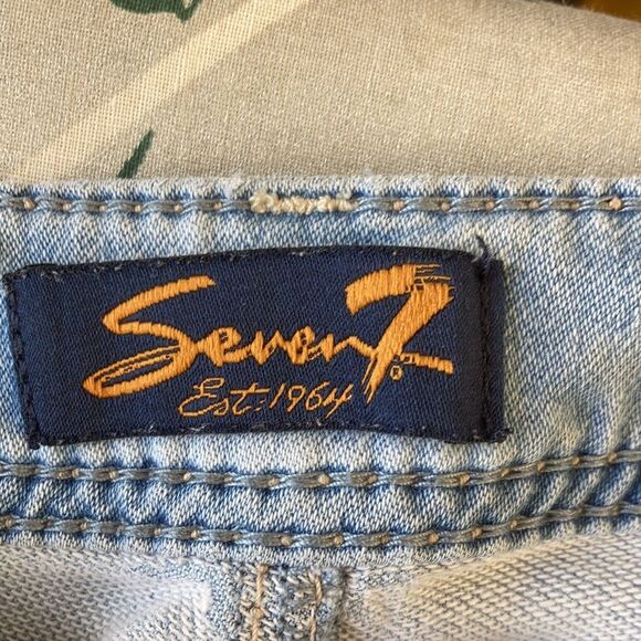 Seven7 Jean light blue shorts - Picture 5 of 6